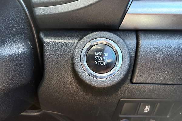 2018 Toyota Hilux SR5 GUN126R 4X4