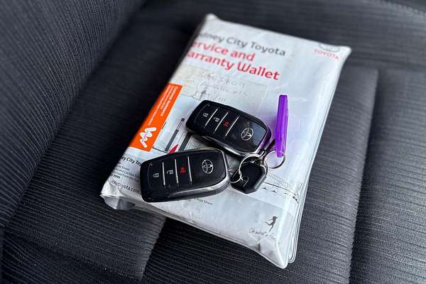 2018 Toyota Hilux SR5 GUN126R 4X4