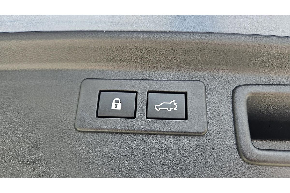 2023 Subaru Forester 2.5i-S S5