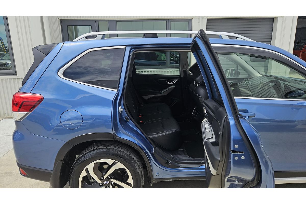 2023 Subaru Forester 2.5i-S S5