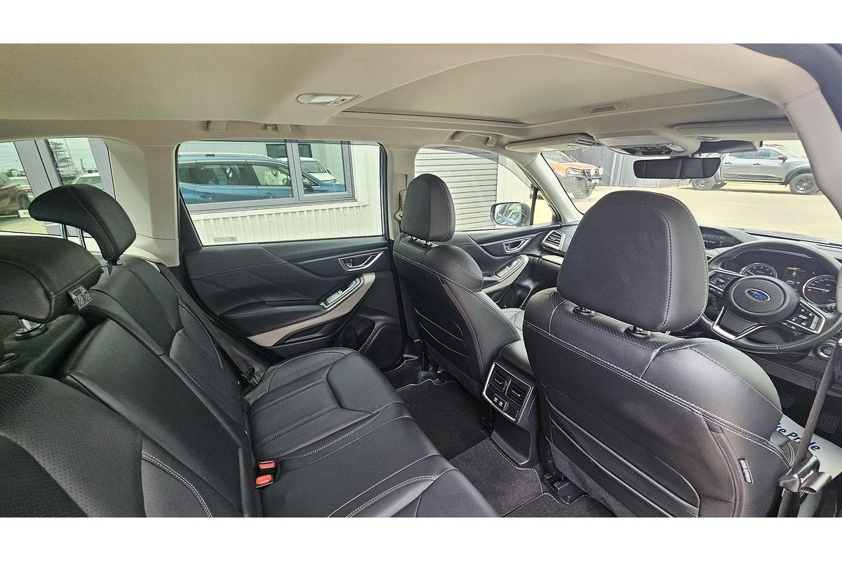 2023 Subaru Forester 2.5i-S S5