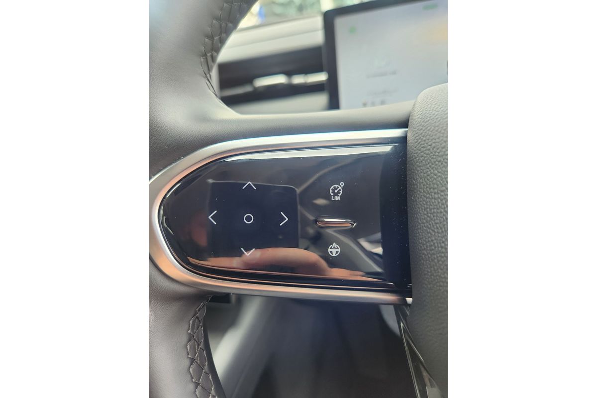 2025 Jaecoo J7 SHS Summit