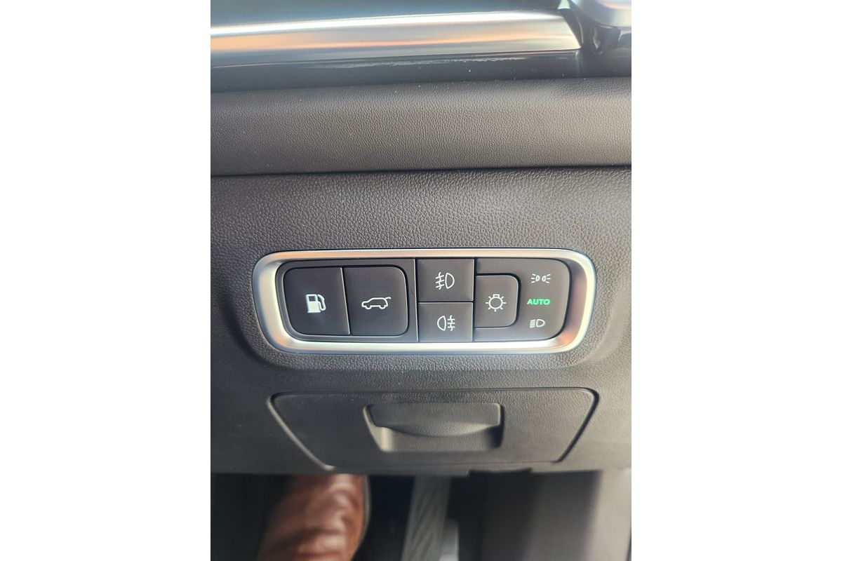 2025 Jaecoo J7 SHS Summit