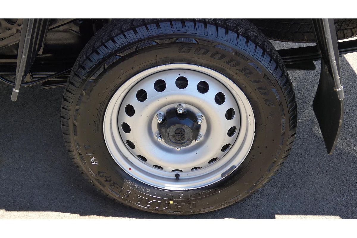 2021 Toyota Hilux Workmate TGN121R Rear Wheel Drive