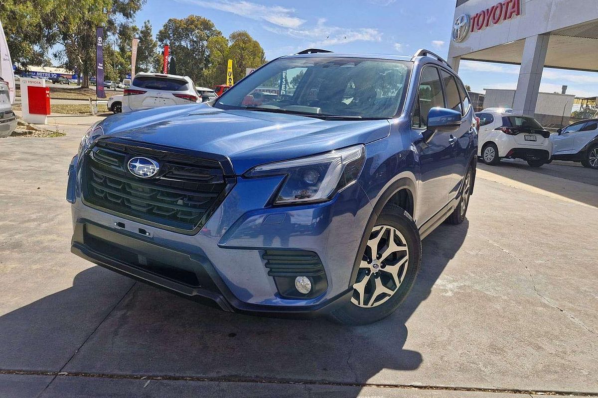 2023 Subaru Forester 2.5i 50 Years Edition S5
