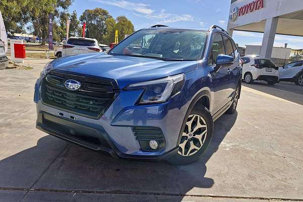 2023 Subaru Forester 2.5i 50 Years Edition S5