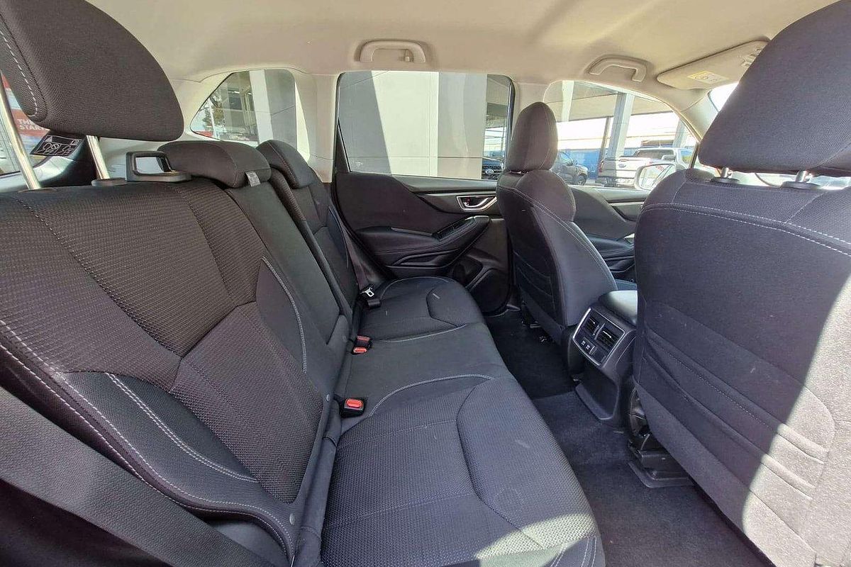 2023 Subaru Forester 2.5i 50 Years Edition S5