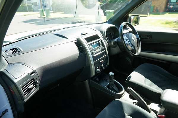 2012 Nissan X-TRAIL ST T31