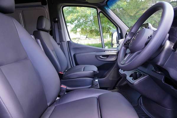 2024 Mercedes-Benz Sprinter 319CDI VS30 MWB RWD 907 MY24