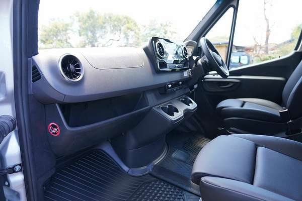 2024 Mercedes-Benz Sprinter 319CDI VS30 MWB RWD 907 MY24
