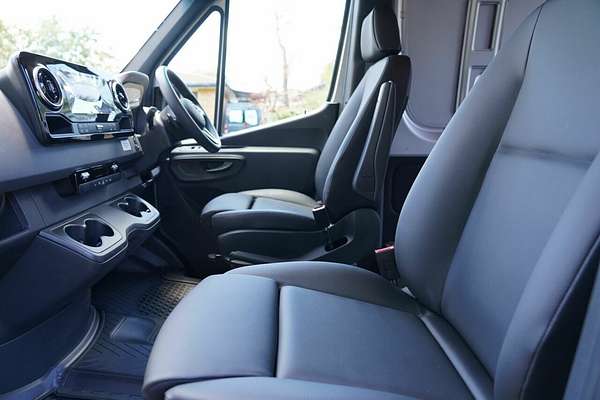 2024 Mercedes-Benz Sprinter 319CDI VS30 MWB RWD 907 MY24