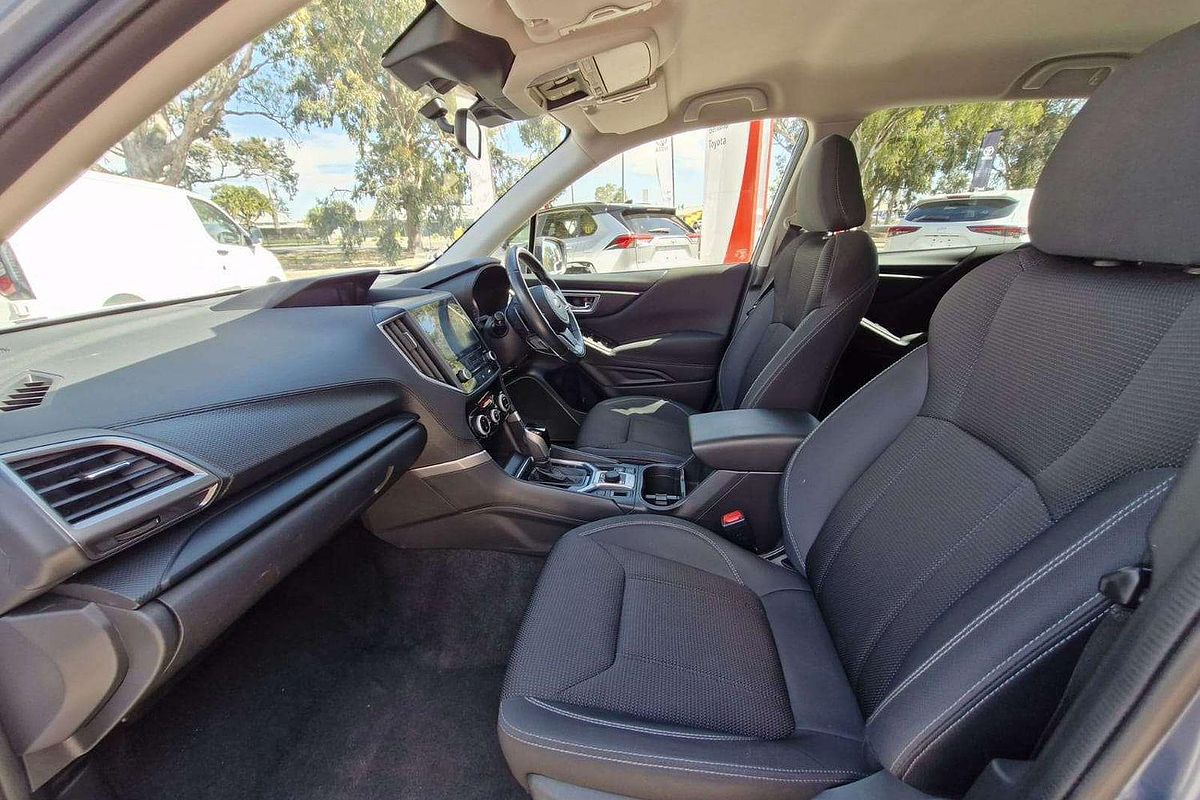 2023 Subaru Forester 2.5i 50 Years Edition S5