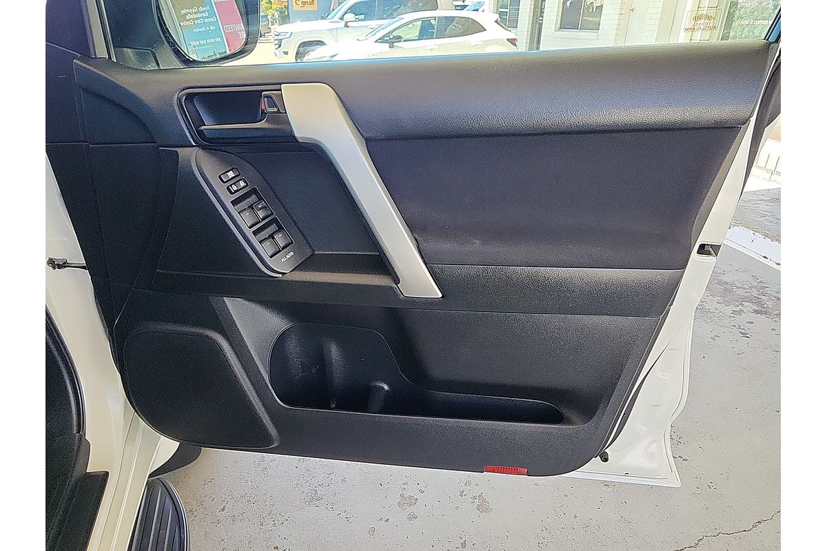 2017 Toyota Landcruiser PRADO ALTITUDE SPL EDT GDJ150R