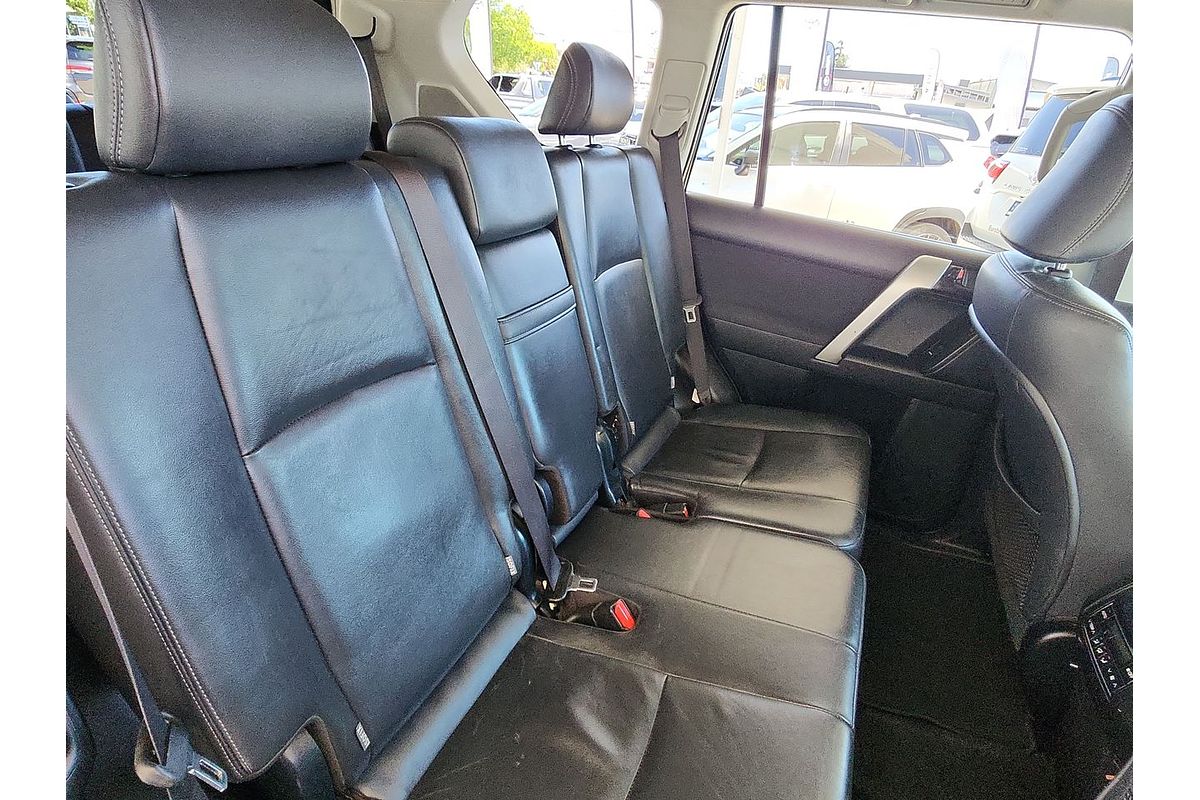 2017 Toyota Landcruiser PRADO ALTITUDE SPL EDT GDJ150R