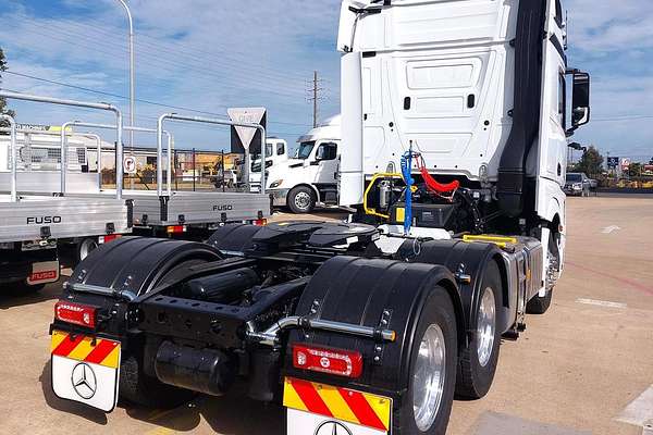 2024 Mercedes-Benz Actros 2663