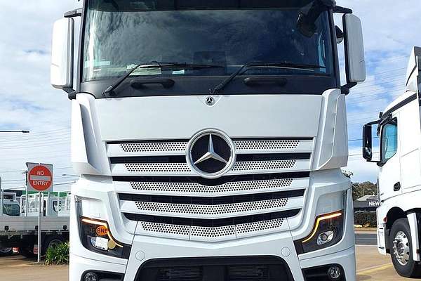 2024 Mercedes-Benz Actros 2663