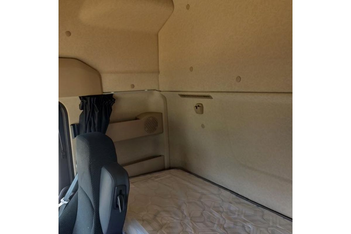 2024 Mercedes-Benz Actros 2663