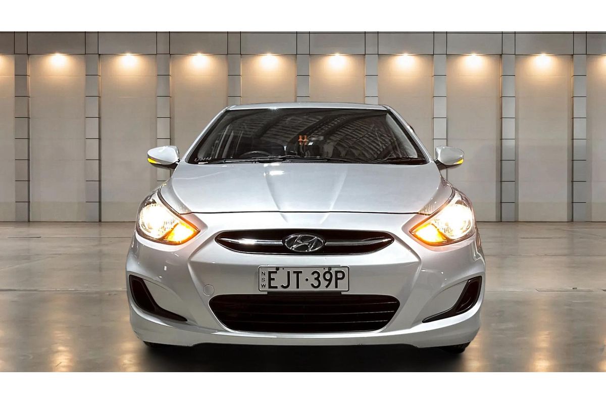 2016 Hyundai Accent Active RB4