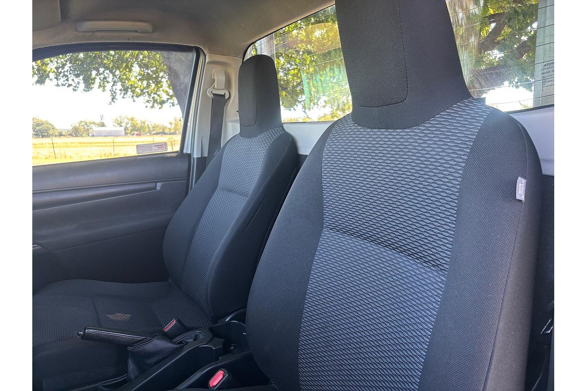 2019 Toyota Hilux Workmate GUN125R 4X4