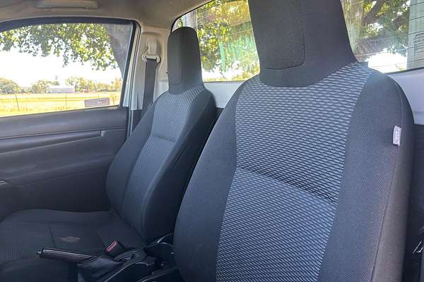 2019 Toyota Hilux Workmate GUN125R 4X4