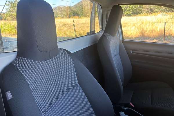 2019 Toyota Hilux Workmate GUN125R 4X4