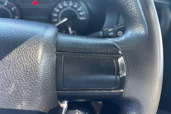 2019 Toyota Hilux Workmate GUN125R 4X4