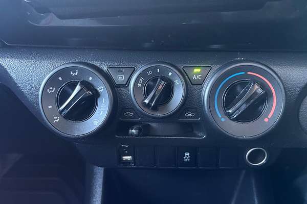 2019 Toyota Hilux Workmate GUN125R 4X4