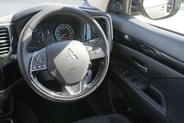 2020 Mitsubishi Outlander ES ZL