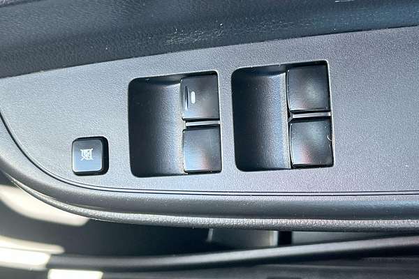 2022 Mitsubishi Triton GLX-R MR Rear Wheel Drive