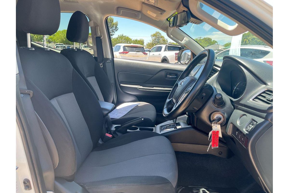 2022 Mitsubishi Triton GLX-R MR Rear Wheel Drive