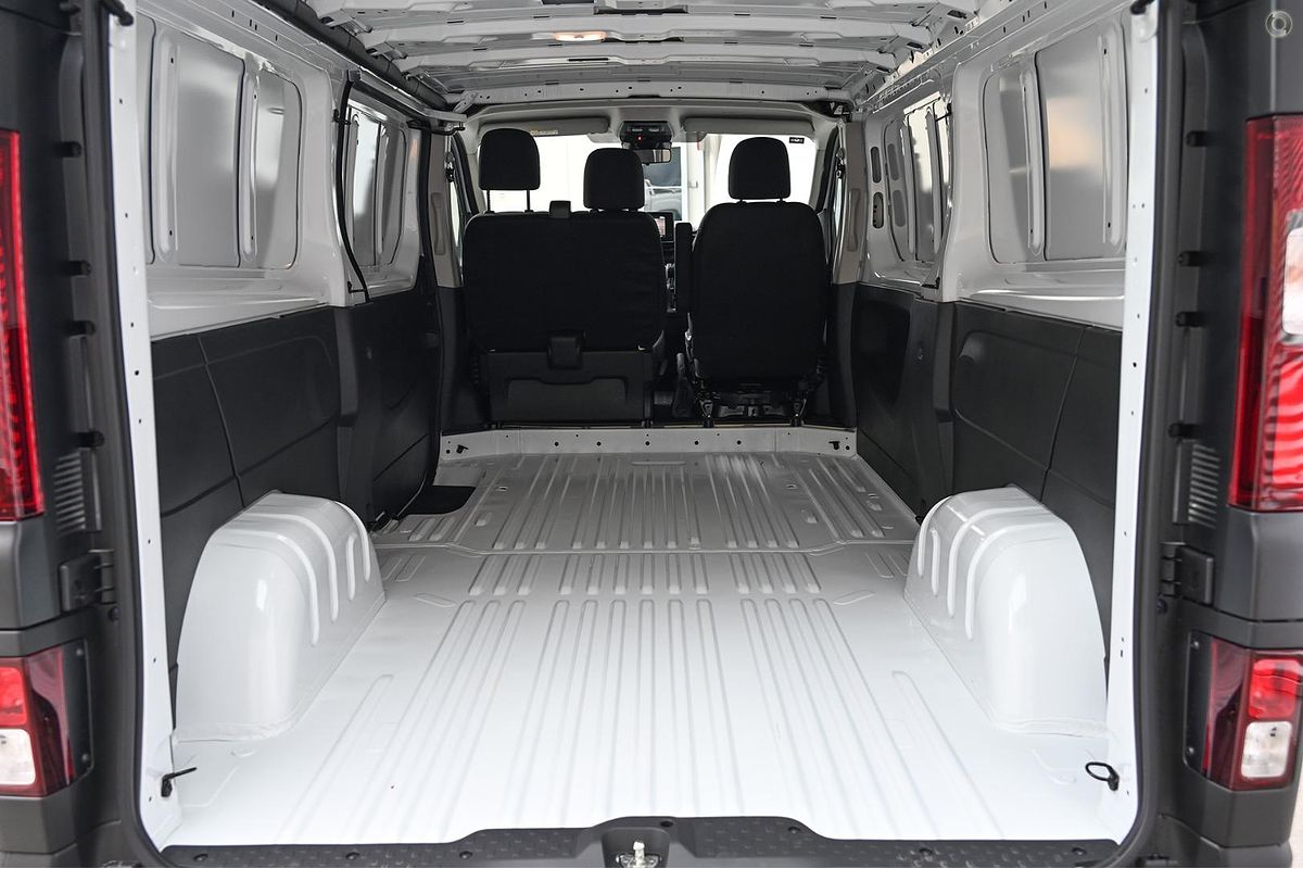 2024 Renault Trafic Pro X82 LWB Low Roof