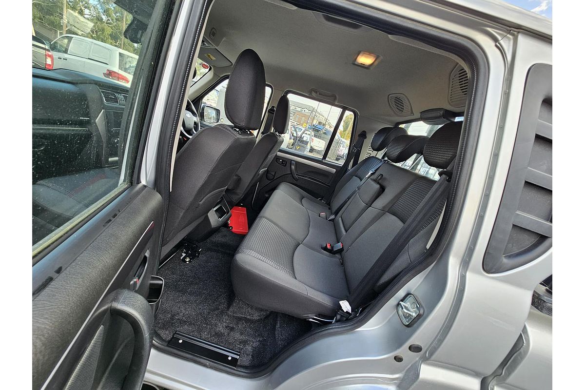 2022 Mahindra PIK-UP S11 4X4