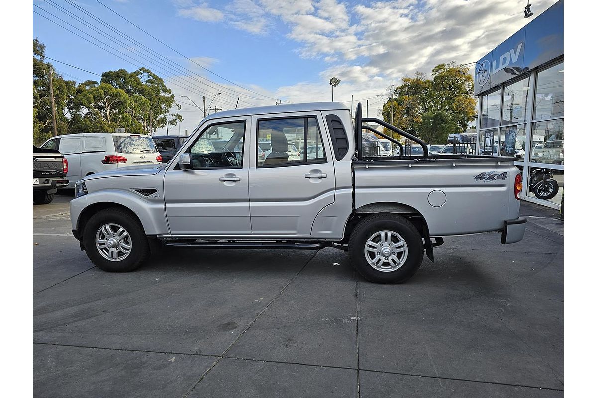 2022 Mahindra PIK-UP S11 4X4