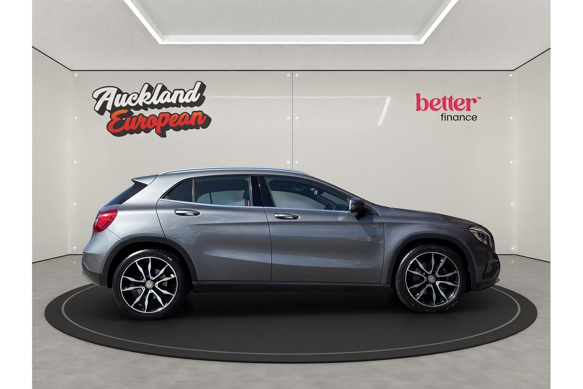 2014 Mercedes-Benz GLA-Class 250 4MATIC 2.0P