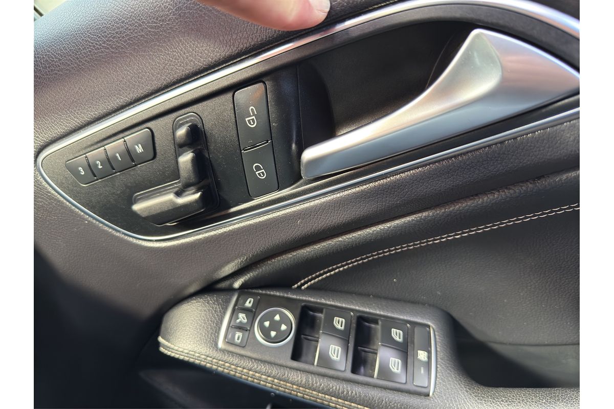 2014 Mercedes-Benz GLA-Class 250 4MATIC 2.0P