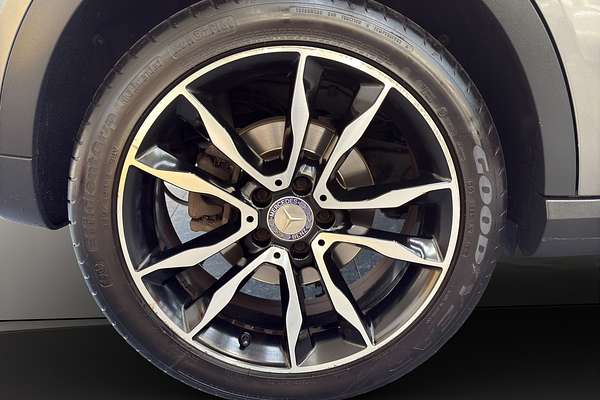 2014 Mercedes-Benz GLA-Class 250 4MATIC 2.0P