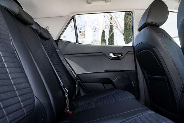 2025 Kia Stonic Sport YB PE2