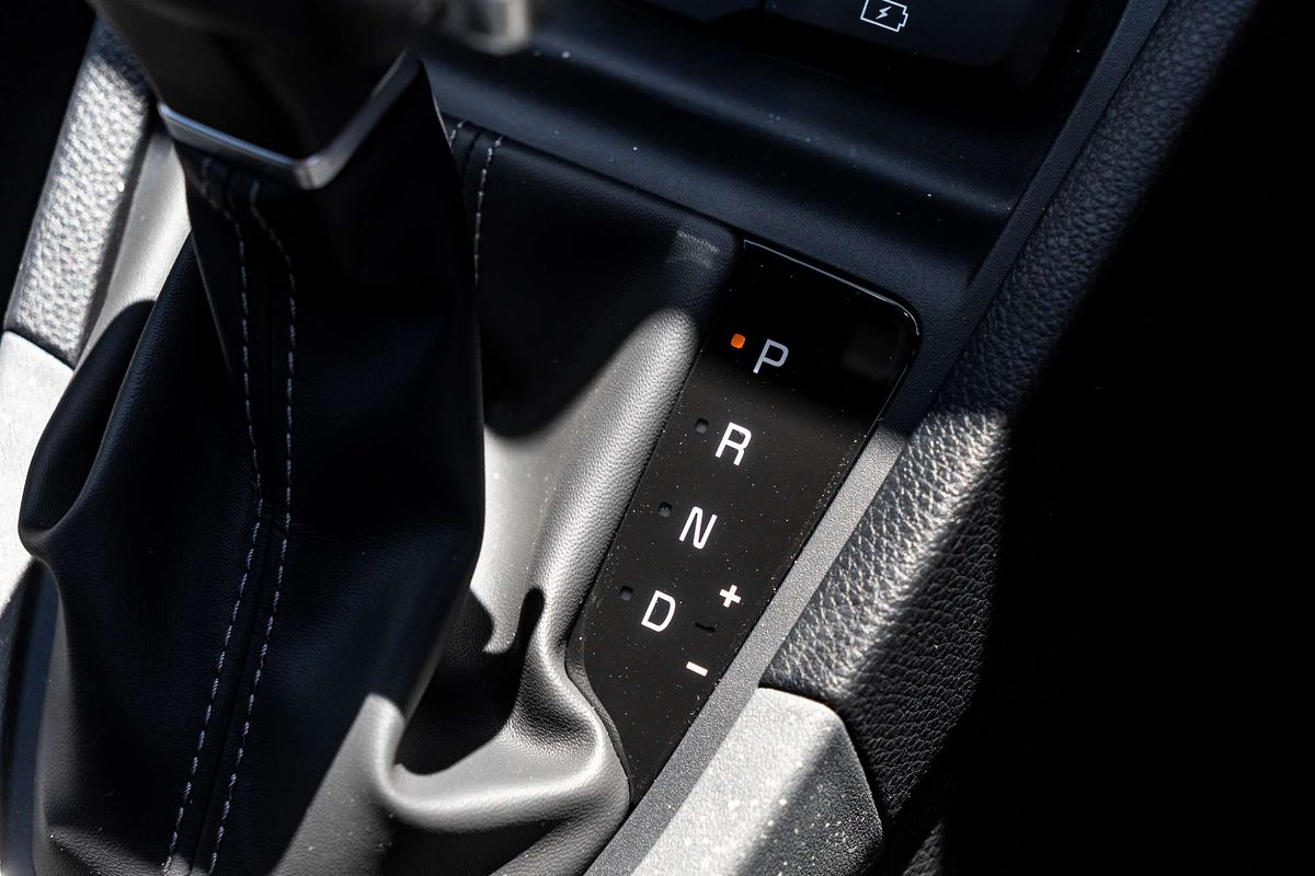 2025 Kia Stonic Sport YB PE2