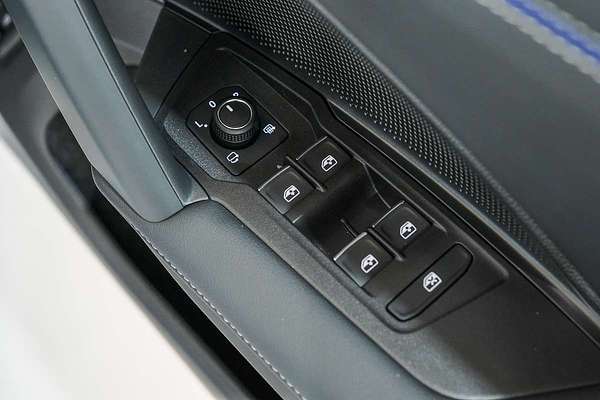 2025 Volkswagen Tiguan 195TSI R-Line CT