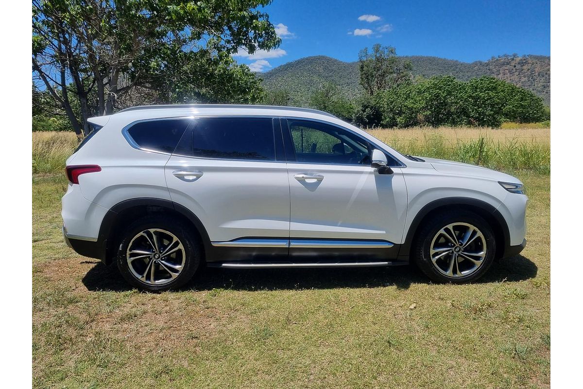 2019 Hyundai Santa Fe SANTA FE HIGHLANDER CRDi DARK BURG AWD TM