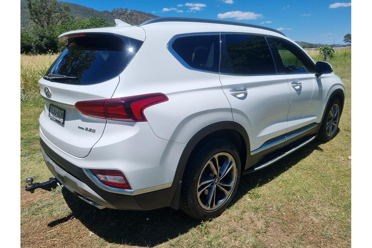 2019 Hyundai Santa Fe SANTA FE HIGHLANDER CRDi DARK BURG AWD TM