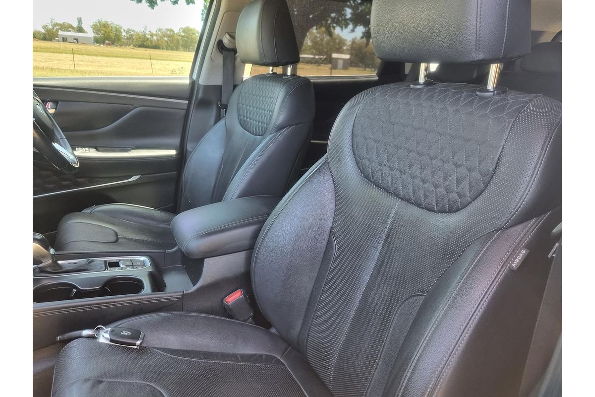 2019 Hyundai Santa Fe SANTA FE HIGHLANDER CRDi DARK BURG AWD TM