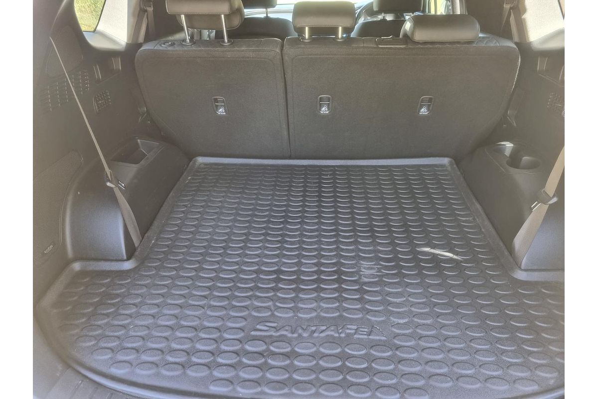 2019 Hyundai Santa Fe SANTA FE HIGHLANDER CRDi DARK BURG AWD TM