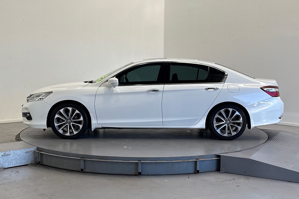 2019 Honda Accord VTi-L 9th Gen