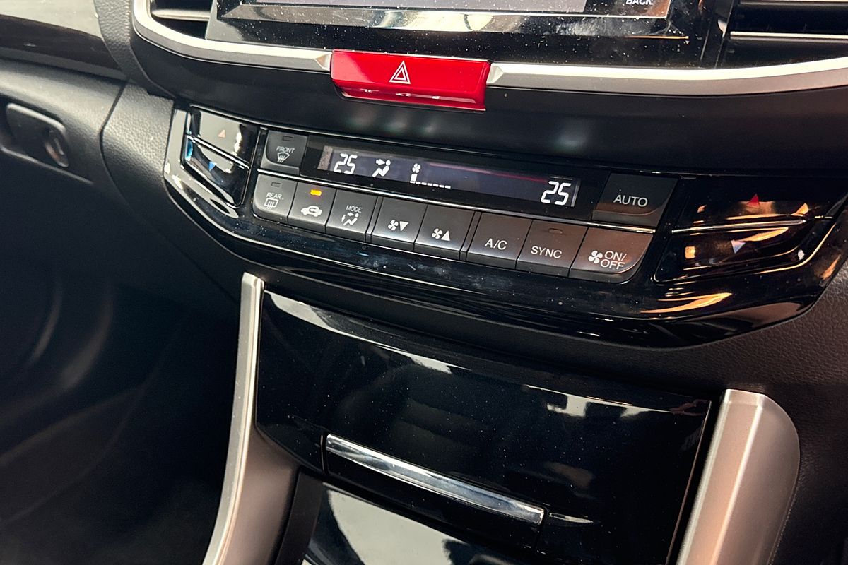 2019 Honda Accord VTi-L 9th Gen