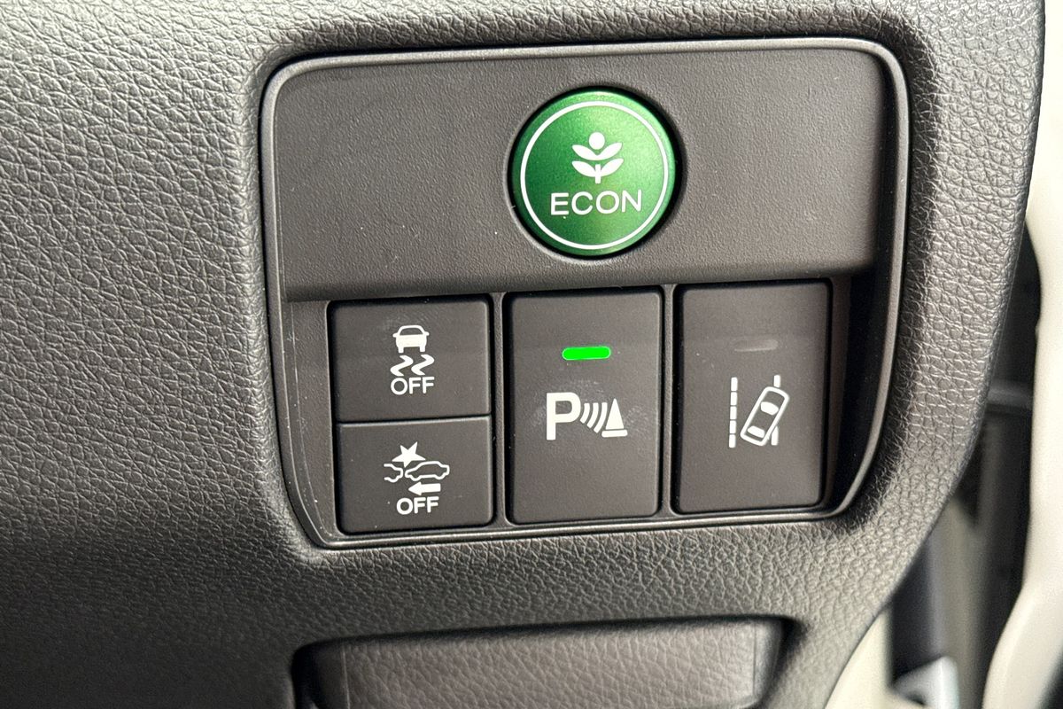 2019 Honda Accord VTi-L 9th Gen