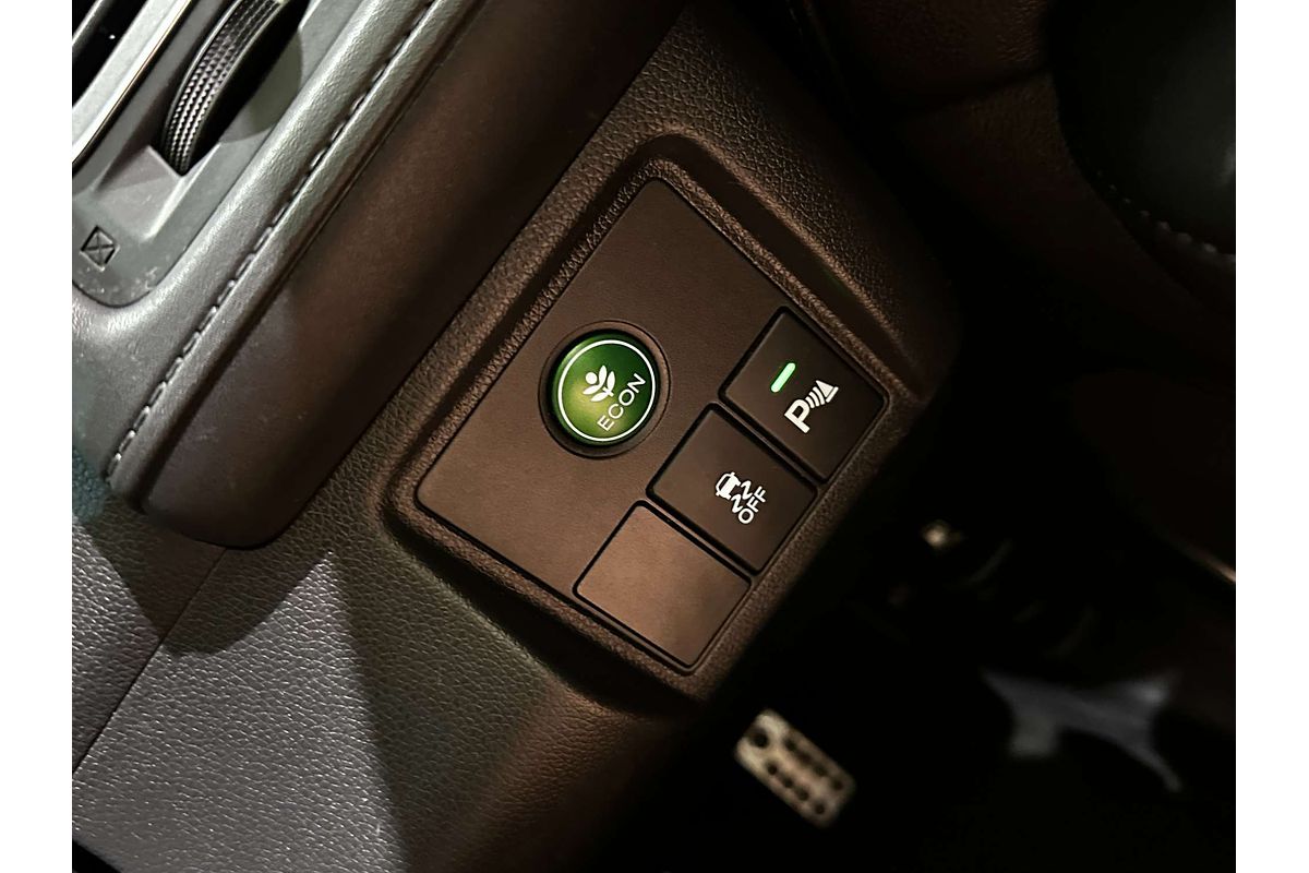 2016 Honda HR-V VTi-L