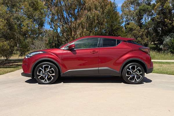 2017 Toyota C-HR Koba NGX10R