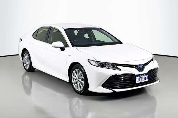 2020 Toyota Camry Ascent AXVH71R