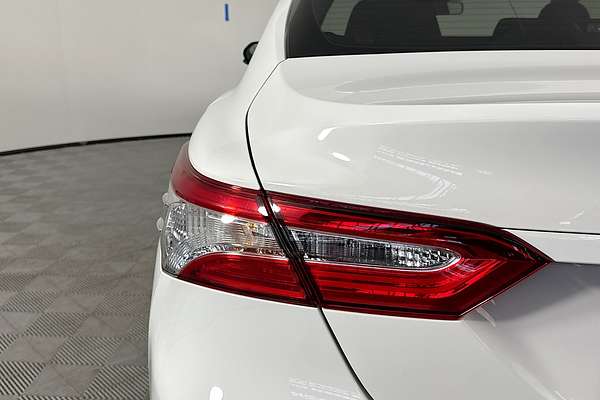 2020 Toyota Camry Ascent AXVH71R